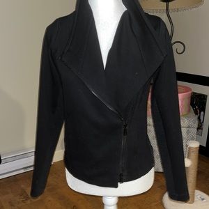 VINCE Black Short fitted Jacket Moto Style Size small VERY cool